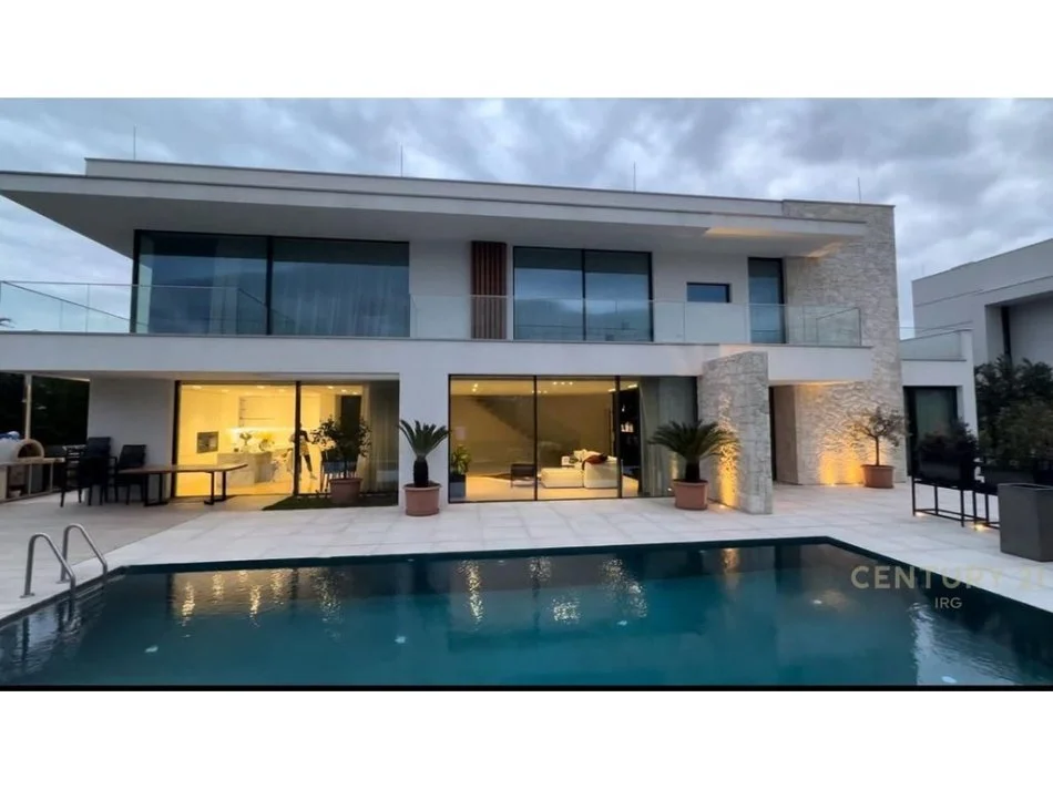 Tirane, shes apartament 4+1 Kati 2, 780 m² 2.000.000 € (MJULL-BATHORE)