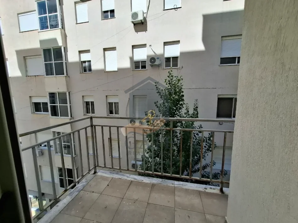 Durres, shitet apartament 1+1+Ballkon Kati 3, 67 m² 64.000 € (Shkembi i Kavajes)