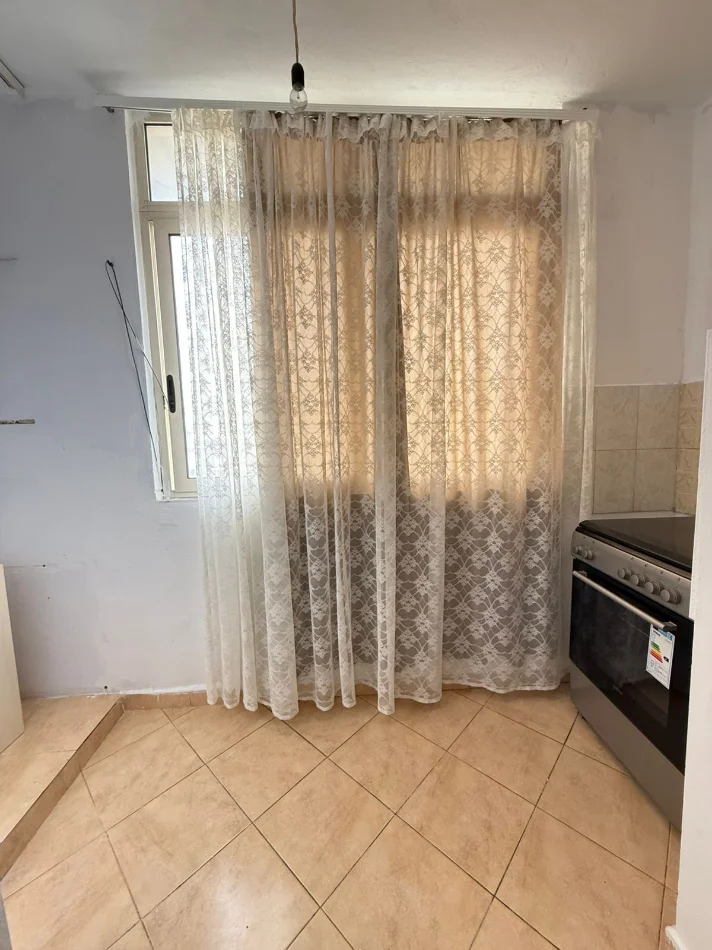 Tirane, jepet me qera apartament 2+1 Kati 6, 70 m² 500 € (Stadiumi Dinamo)