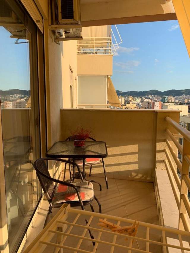 Tirane, jepet me qera apartament Kati 9, 80 m² 450 Euro (PANORAMA)