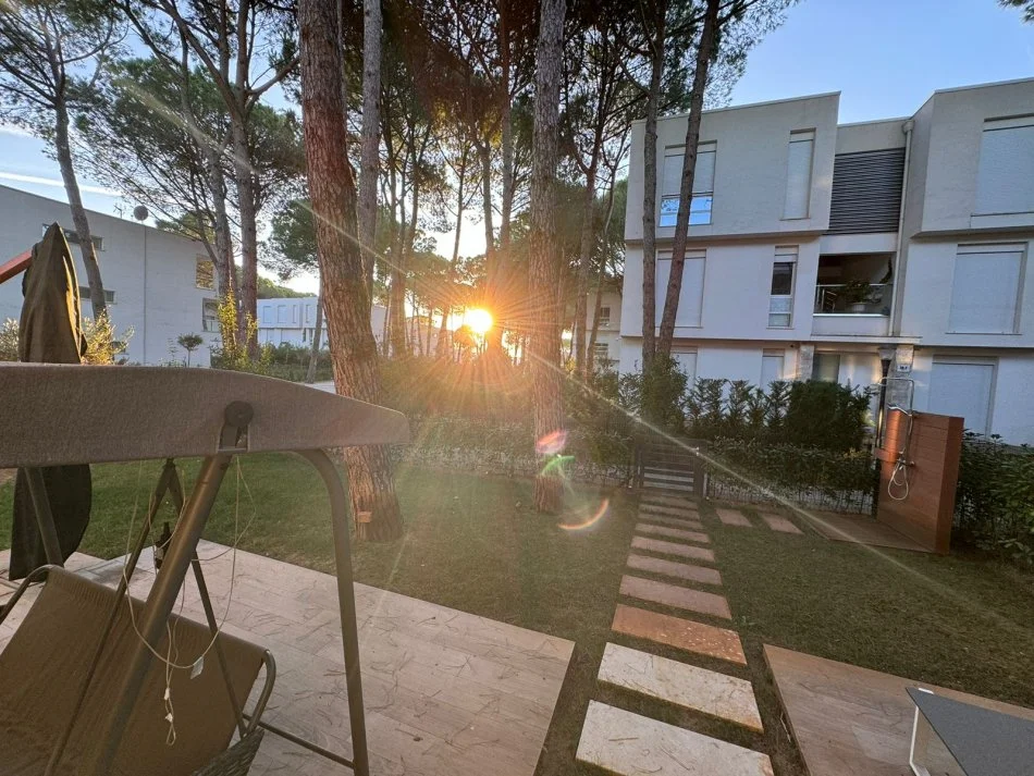 Gjiri Lalezit | Hamallaj, shitet apartament 2+1+Ballkon Kati 0, 100 m² 340.000 € (San Pietro,Gjiri i Lalzit)