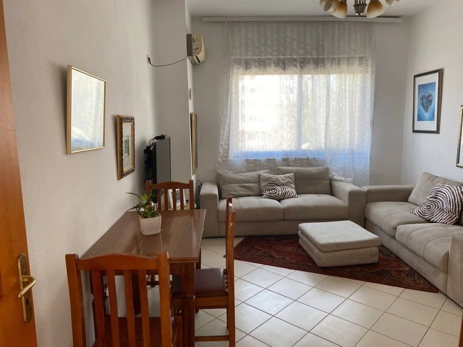 Durres, jepet me qera apartament 1+1+Ballkon , 55 m² 550 € (Komplexi Xixa, Golem, Durrës)