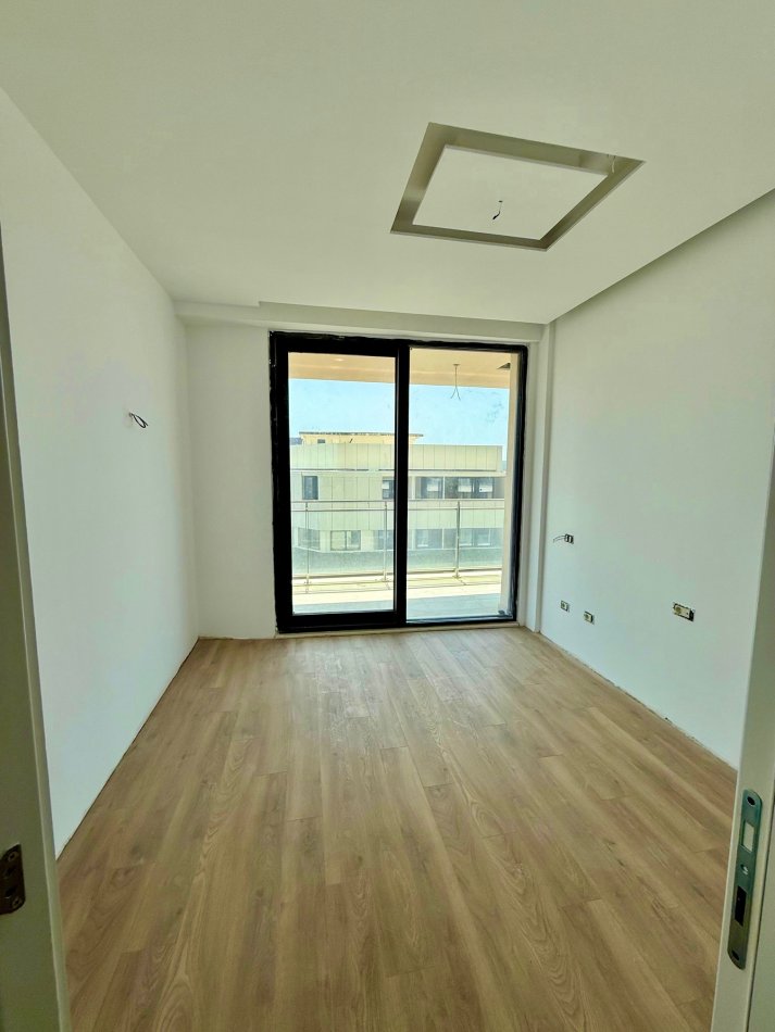 Tirane, shitet apartament 3+1+Aneks+Ballkon Kati 7, 139 m² 320.000 € (mine peza)