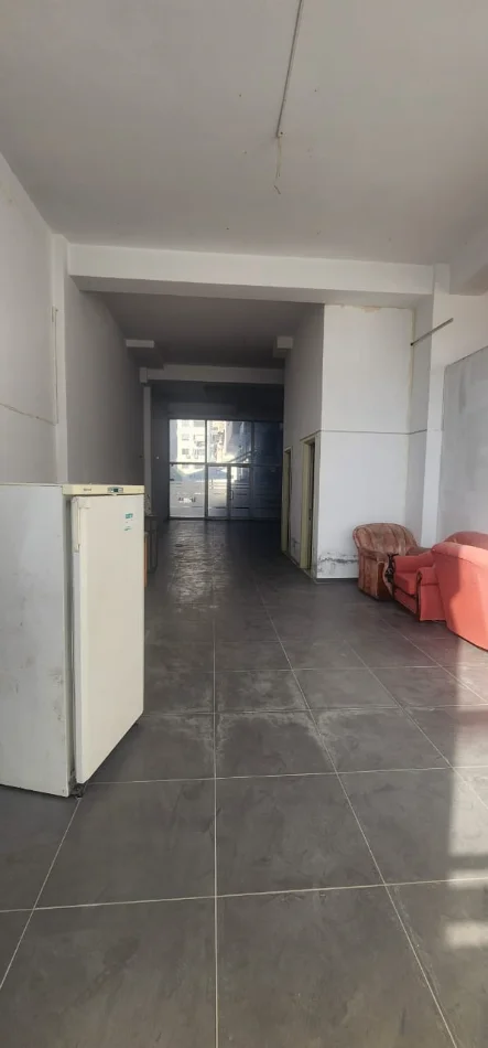 Tirane, shitet ambjent biznesi Kati 0, 150 m² 270.000 € (Astir)