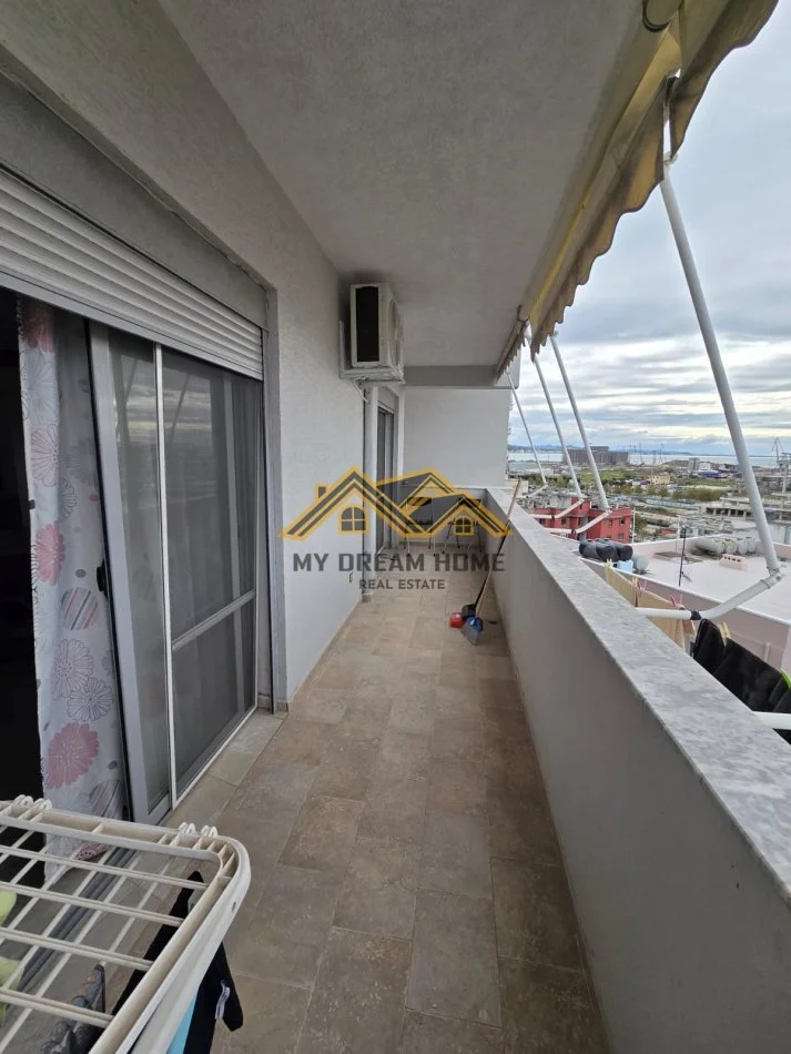 Durres, jepet me qera apartament 2+1+Ballkon Kati 7, 85 m² 450 € (QENDER ME PAMJE NGA DETI)