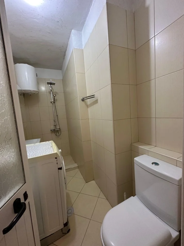 Jepet me Qera Apartament 1+1 Kati 4, Cmimi  550 €