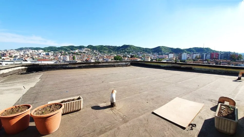 JEPET ME QERA:  2+1+Ballkon Kati 9, 100 m² 500€/MUAJ**** ( 📍 Pallati me Shigjeta)