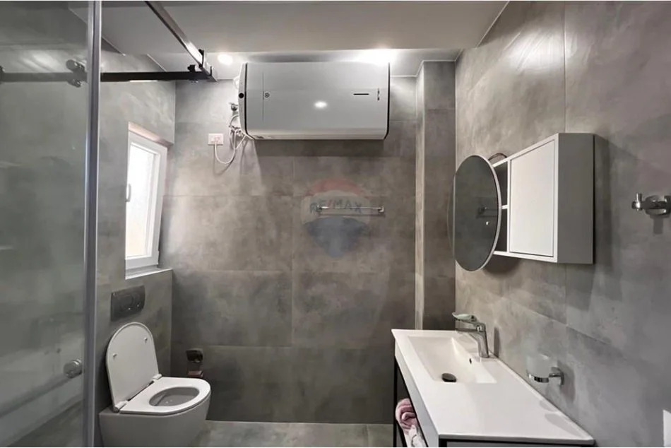 Tirane, jepet me qera apartament Kati 3, 70 m² 500 € (Vilat Gjermane)