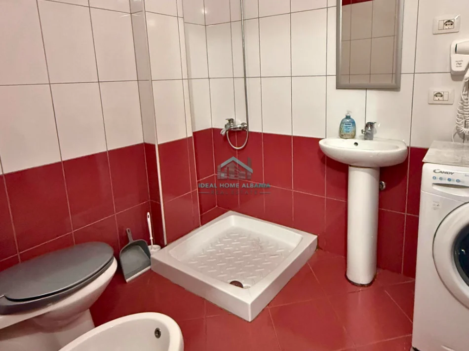 Vlore, shitet apartament 1+1+Ballkon Kati 2, 81 m² 150.000 € (vlore)