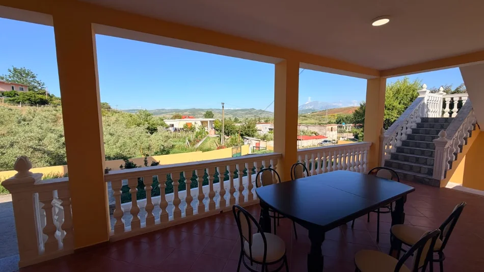 Vlore, jepet me qera Vile 2+1+Aneks+Ballkon Kati 1, 120 m² 800 € (Sherishte, Vlore)