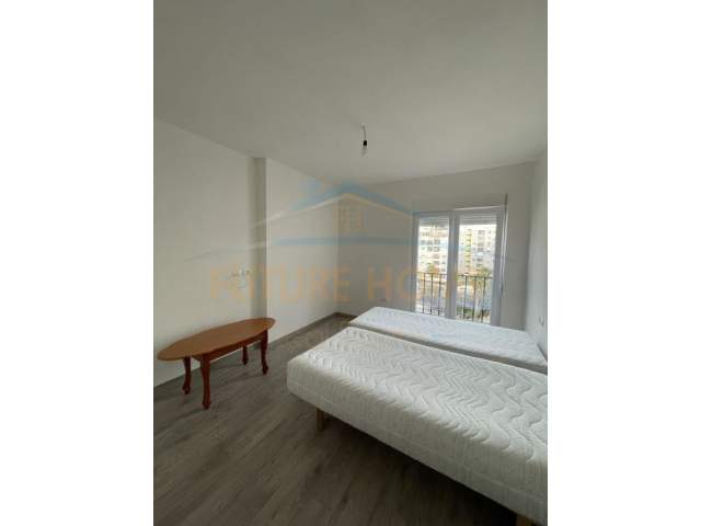 Tirane, jepet me qera apartament 1+1 Kati 5, 67 m² 260 Euro (Unaza E Re Astir)