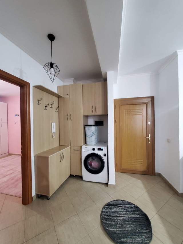 Tirane, jepet me qera apartament 2+1 Kati 4, 85 m² 350 Euro (ALF36387)