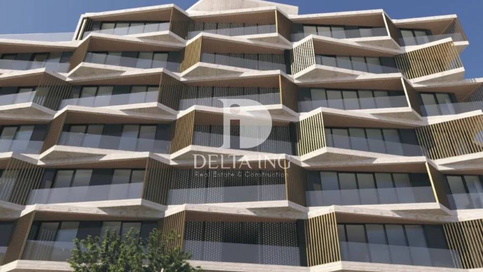 Tirane, shitet apartament 3+1 Kati 5, 195 m² 487.500 € (Liqeni Thatë, Tiranë)