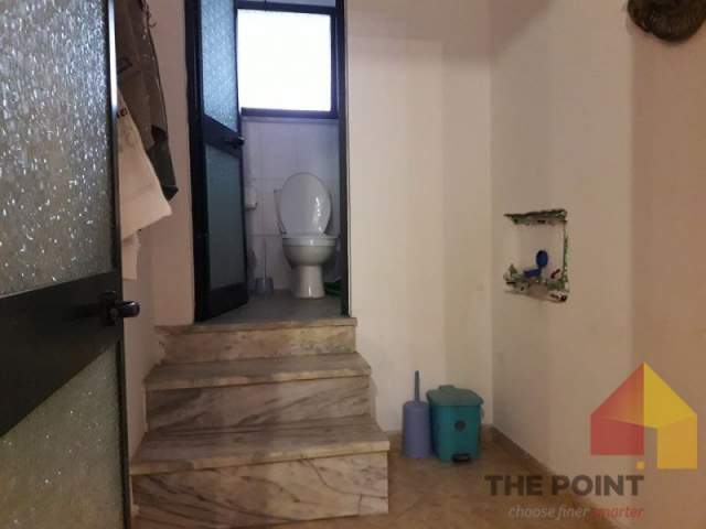 Tirane, shitet dyqan Kati -1, 205 m² 164.000 Euro (Rruga e Kavajes)