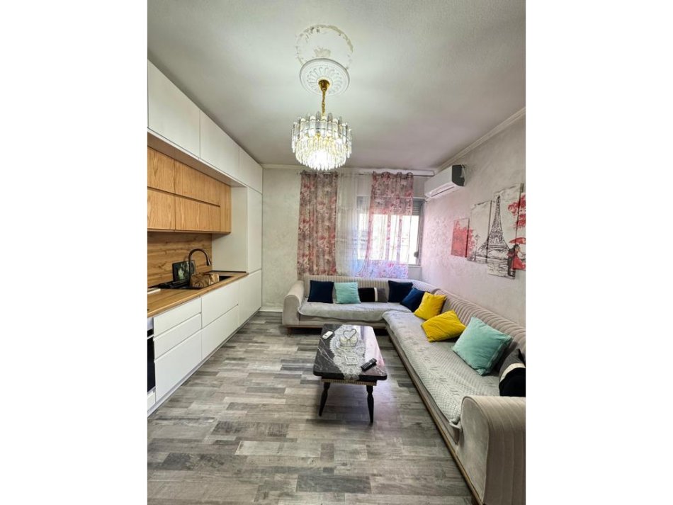 Tirane, shitet apartament 2+1 Kati 4, 88 m² 139.000 € (Yzberisht)