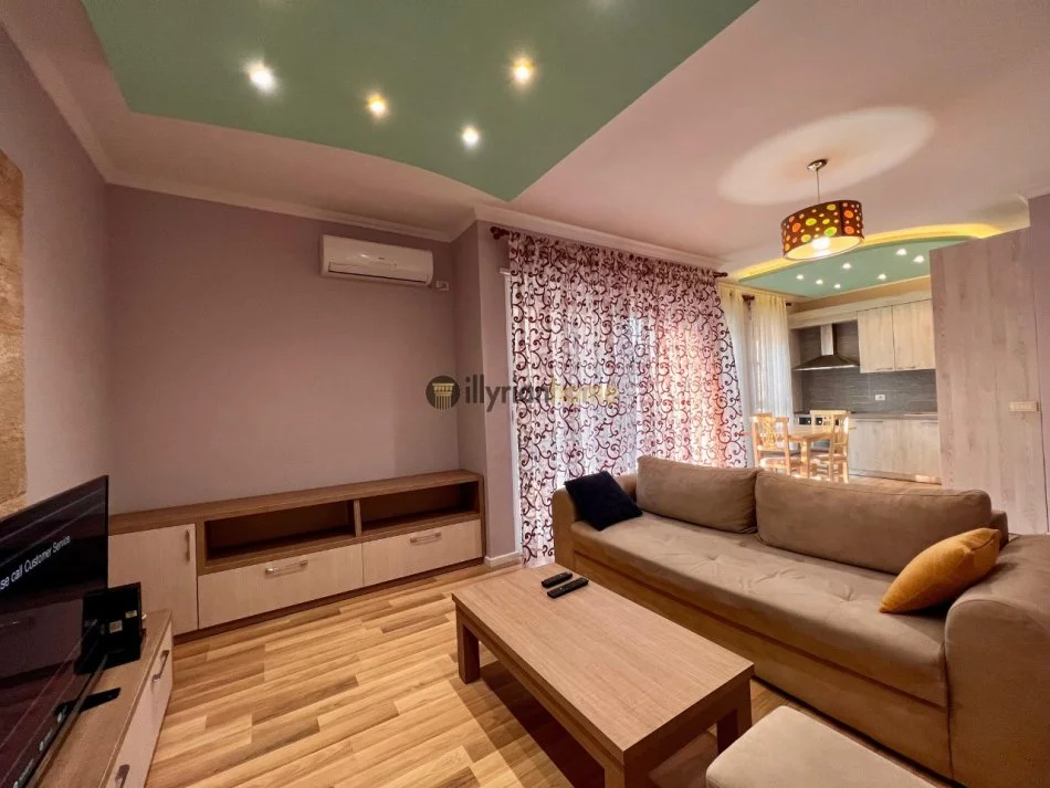 Tirane, jepet me qera apartament 1+1 Kati 6, 76 m² 700 € ("Pazari i Ri", Tiranë)