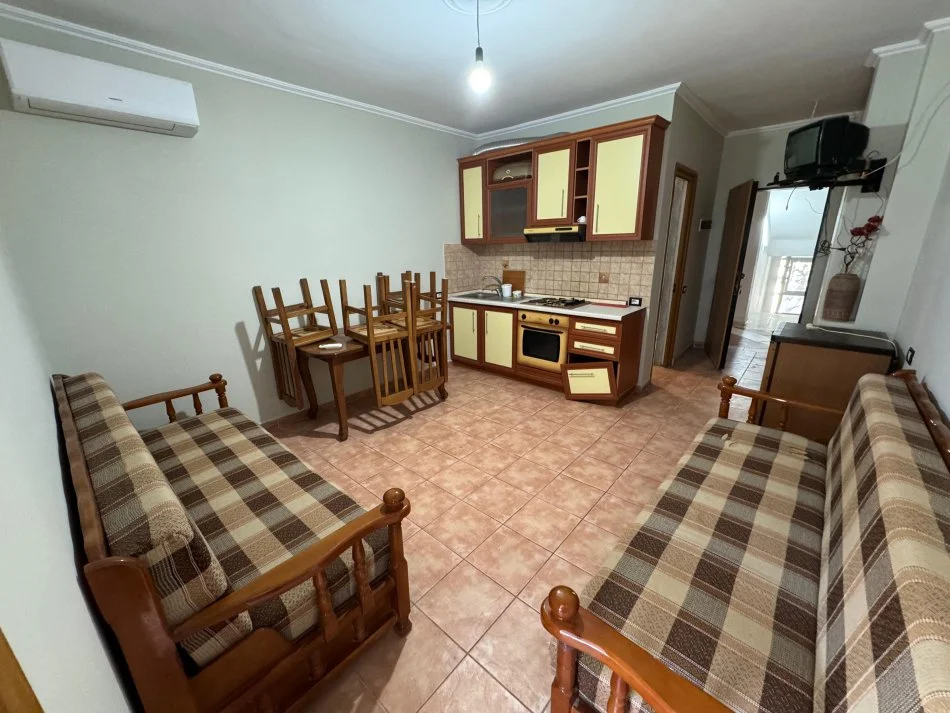 Durres, shitet 1+1 Kati 4, 40 m² 53.000 € (Mali robit)