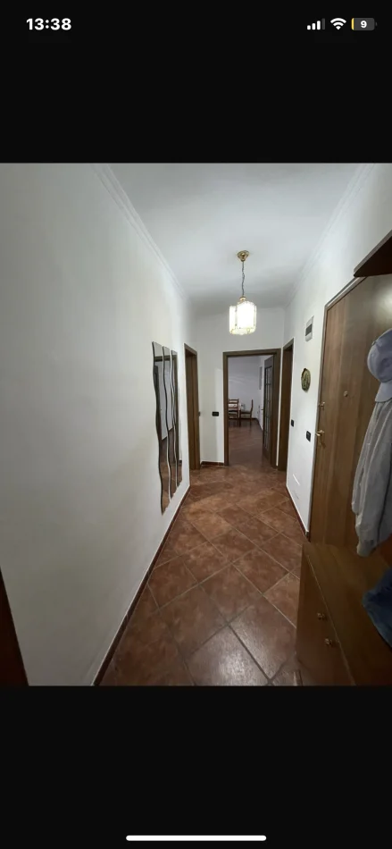 Tirane, jepet me qera apartament 2+1 Kati 2, 90 m² 550 € 