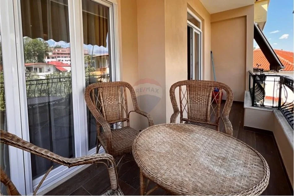 Tirane, jepet me qera apartament Kati 3, 70 m² 500 € (Vilat Gjermane)