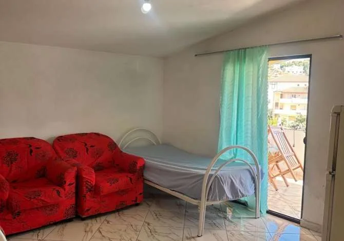 Tirane, jepet me qera garsonier 1+1 Kati 3, 51 m² 250 € (Haki shehu)