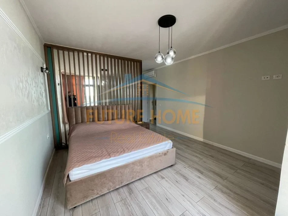 Durres, jepet me qera apartament 2+1+Ballkon Kati 11, 1.200 € (Vollga, Durres)