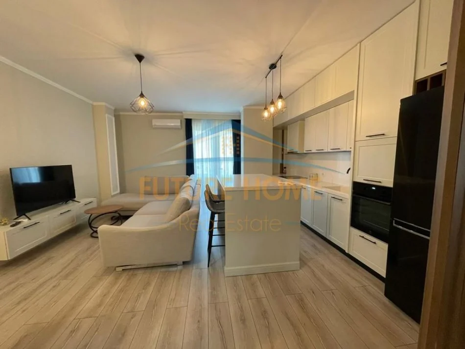 Durres, jepet me qera apartament 2+1+Ballkon Kati 11, 1.200 € (Vollga, Durres)
