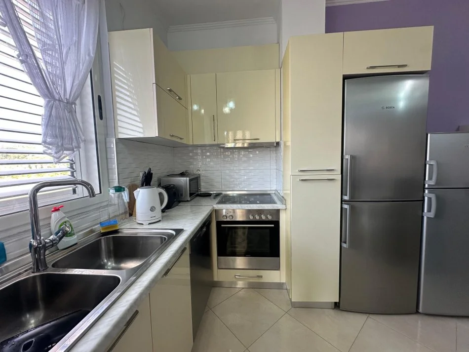 Durres, shitet apartament 1+1+Ballkon Kati 2, 69 m² 96.000 € (pranë VM Resort &amp; SPA)