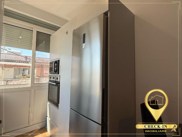 Tirane, shitet apartament 1+1+Aneks+Ballkon Kati 11, 70 m² (Komuna e Parisit)