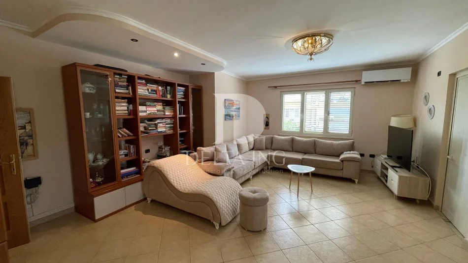 Tirane, shitet apartament 2+1+Aneks+Ballkon Kati 4, 128 m² 256.000 € (Te Aquadrom Tirana , Diga e Liqenit)