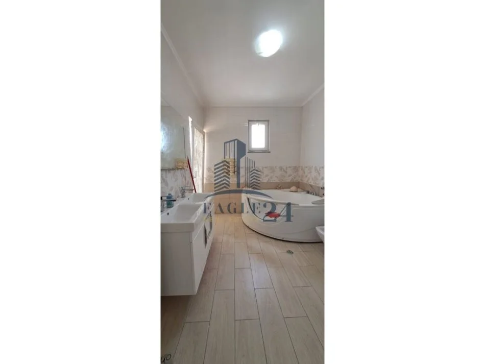 Tirane, shitet apartament 3+1+Aneks+Ballkon Kati 10, 294 m² (selvia)