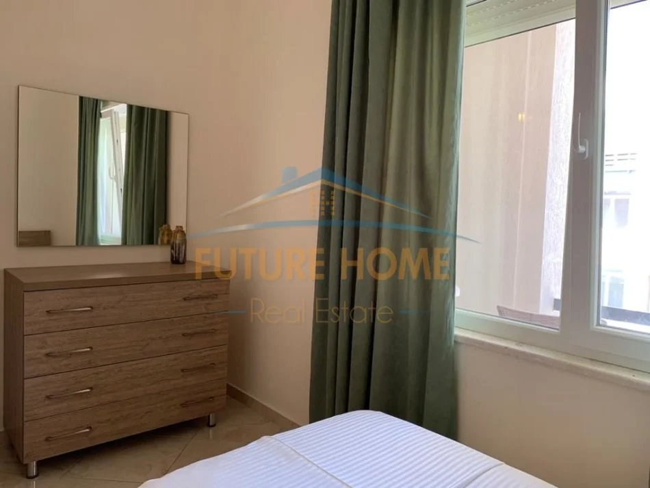 Durres, shitet apartament 2+1 Kati 3, 90 m² 180.000 € (Lura 2, Gjiri i Lalezit)