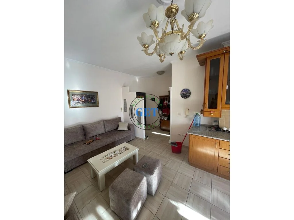 Shitet, Apartament 1+1 ne Plazh Iliria Durres.