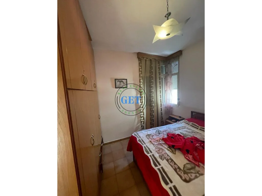 Shitet, Apartament 1+1 ne Plazh Iliria Durres.