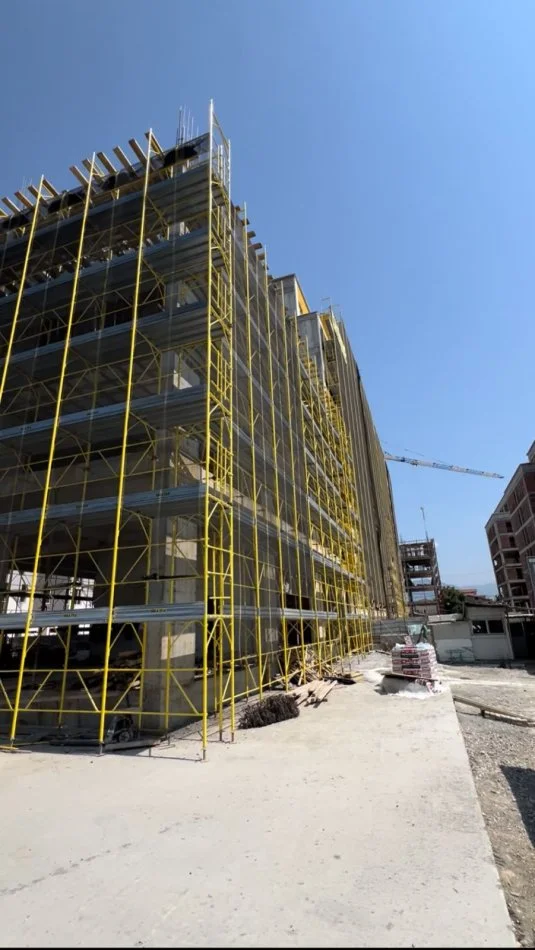 Tirane, shitet apartament 1+1 Kati 5, 59 m² 79.500 € (RRUGA 29 NENTORI)