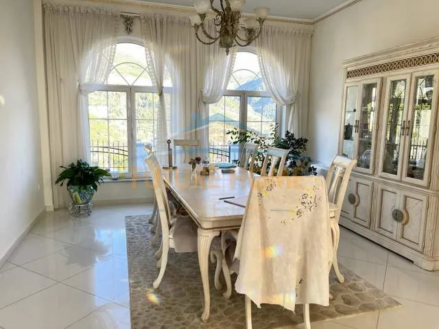 Tirane, shes Vile 2 Katshe Kati 0, 2.032 m²  (Linze)