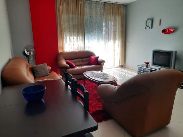 Tirane, jepet me qera Kati 1, 30.000 Leke