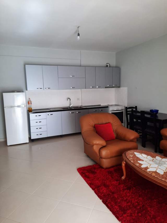 Tirane, jepet me qera Kati 1, 30.000 Leke