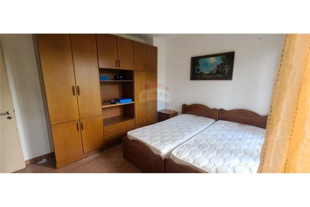 Shqiperi, shitet apartament Kati 3, 75 m² 73.000 Euro