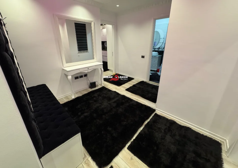Tirane, shitet apartament 2+1+Ballkon Kati 5, 90 m² 165.000 € (Fresk)