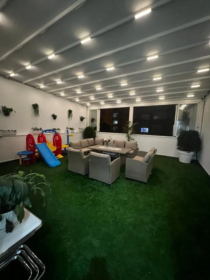 Tirane, shitet apartament 2+1+Ballkon Kati 1, 92 m² 290.000 € (Ish Restorant Durrësi)