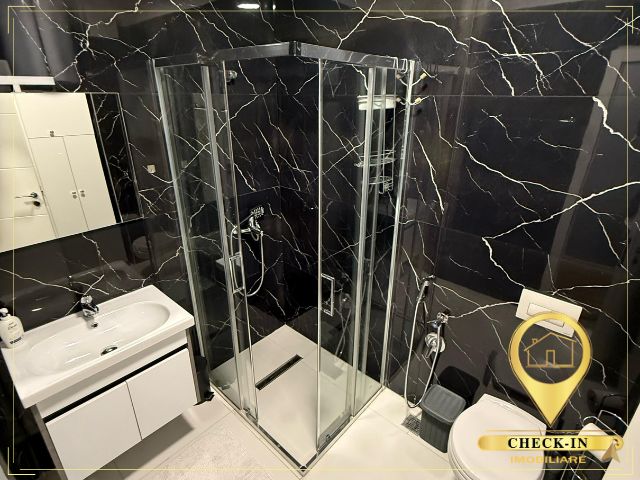 Tirane, shitet apartament 1+1+Aneks+Ballkon Kati 11, 70 m² (Komuna e Parisit)