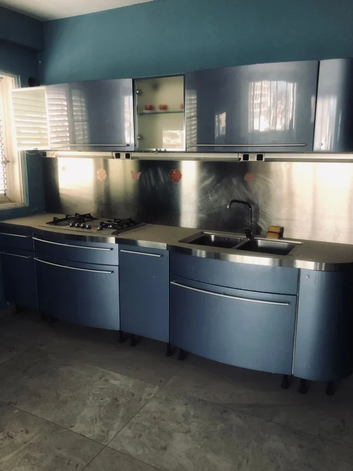 Durres, shitet apartament 3+1+2 Kati 4, 160 m² (SHKOZE KODRA PRIFTIT!)