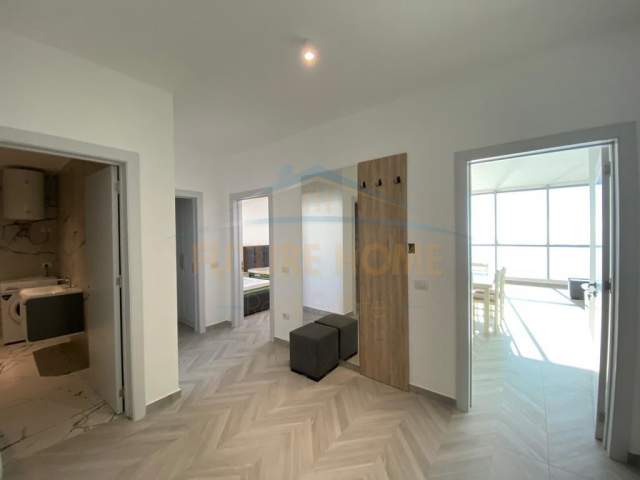 Durres, jepet me qera apartament 1+1 Kati 12, 89 m² 650 Euro (VOLLGA)