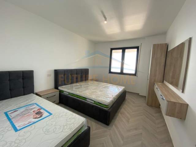 Durres, jepet me qera apartament 1+1 Kati 12, 89 m² 650 Euro (VOLLGA)