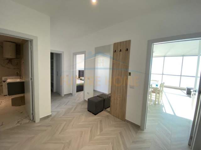 Durres, jepet me qera apartament 1+1 Kati 12, 89 m² 650 Euro (VOLLGA)