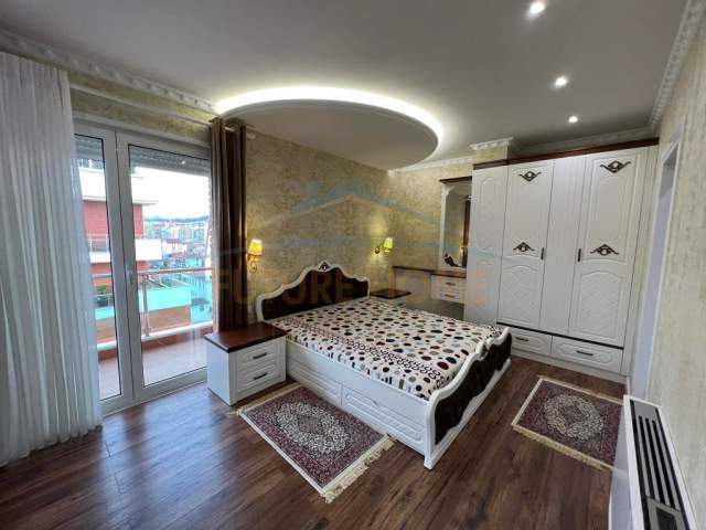 Tirane, jepet me qera apartament 2+1+BLK Kati 7, 130 m² 700 Euro (Sima Com)