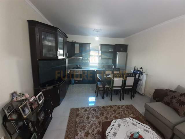 Durres, shitet shtepi 2+1 Kati 1, 500 m² 150.000 Euro (Shitet, Shtepi Private, Pamje Deti Ne Koder Curril)