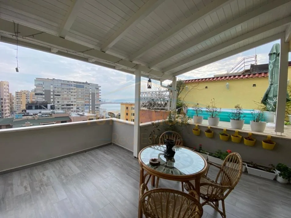 Durres, shitet apartament 3+1+Ballkon Kati 10, 228 m² 400.000 € (Vollga, Durres)