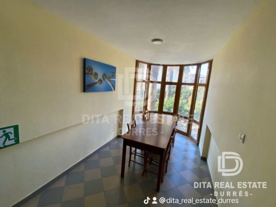 Durres, shitet ambjent biznesi Kati 3, 1.230 m² 1.200.000 € (Pavaresia)