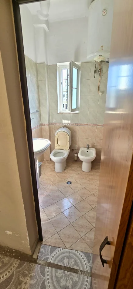 Tirane, shitet apartament 2+1+Aneks+Ballkon Kati 4, 65 m² 158.000 € (Vasil Shanto)